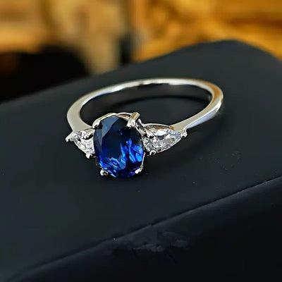 Marin Thorneau Ring Gold