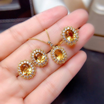 Vireya Gold Jewelry Set