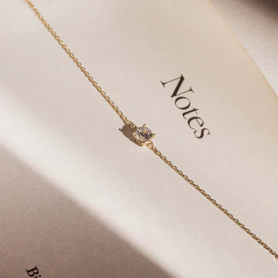 Cléa Moissanite Stone Bracelet Gold